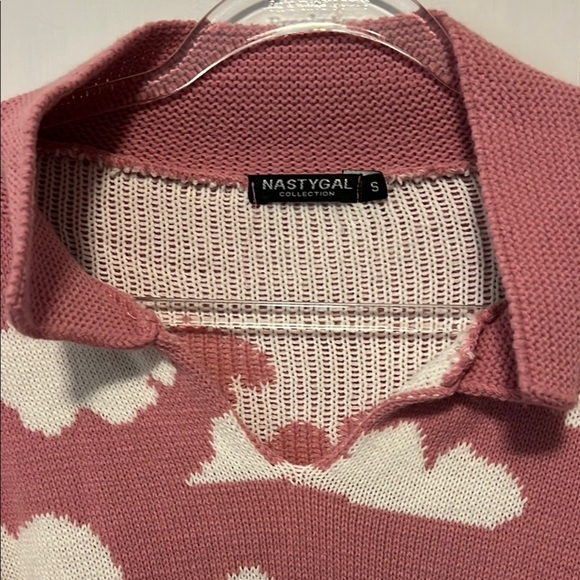 Nasty Gal Pink and White V-Neck Sweater with Cloud Design - Picture 2 of 5